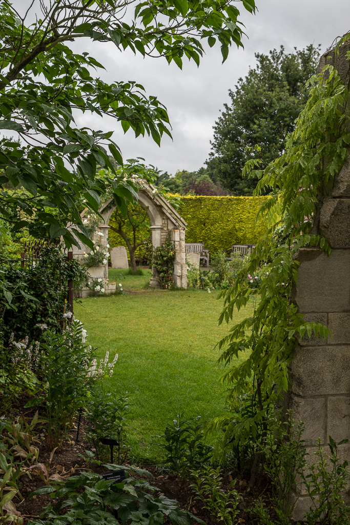 The Onyx Manor Grounds